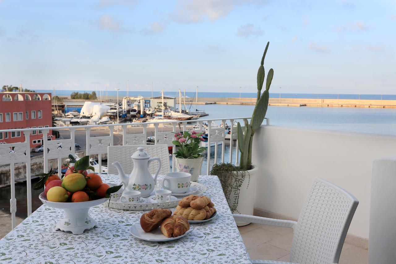 Valois Vera Vista Mare Monopoli Bagian luar foto