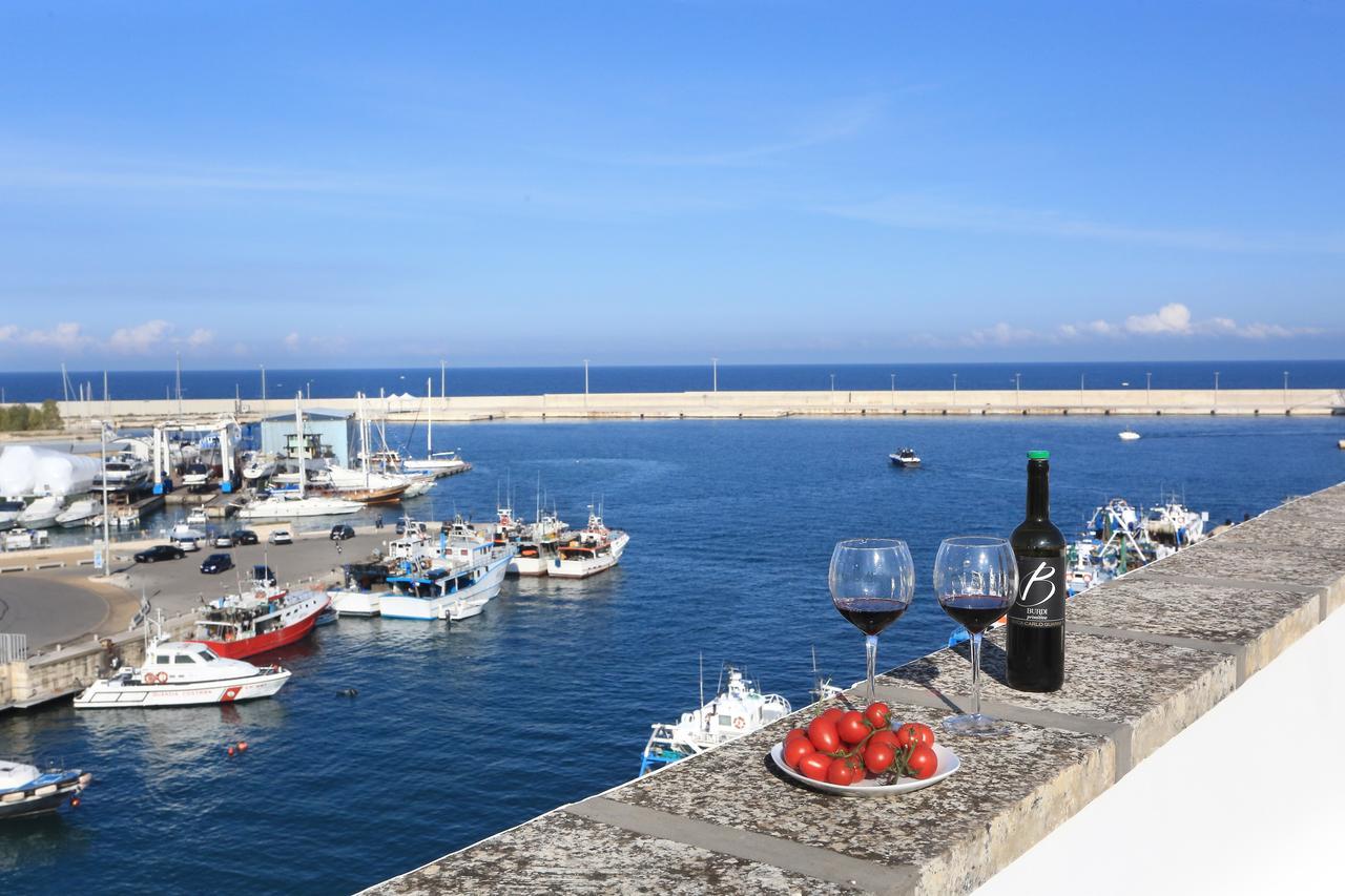 Valois Vera Vista Mare Monopoli Bagian luar foto